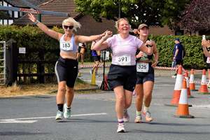 Download race photo <a href='Large/img_2148.jpg' class='lightbox-download'>here</a>