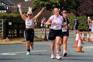 Download race photo <a href='Large/img_2149.jpg' class='lightbox-download'>here</a>
