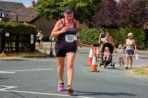 Download race photo <a href='Large/img_2204.jpg' class='lightbox-download'>here</a>