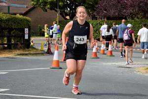 Download race photo <a href='Large/img_2220.jpg' class='lightbox-download'>here</a>