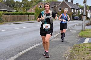 Download race photo <a href='Large/img_1127.jpg' class='lightbox-download'>here</a>