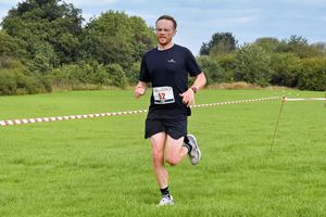 Download race photo <a href='Large/img_1693.jpg' class='lightbox-download'>here</a>