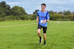Download race photo <a href='Large/img_1698.jpg' class='lightbox-download'>here</a>
