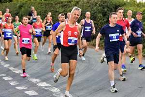 Download race photo <a href='Large/img_0033.jpg' class='lightbox-download'>here</a>