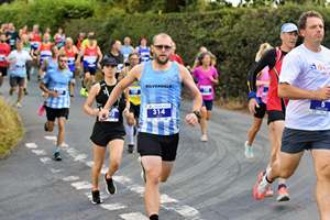 Download race photo <a href='Large/img_0060.jpg' class='lightbox-download'>here</a>