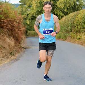 Download race photo <a href='Large/img_0237.jpg' class='lightbox-download'>here</a>