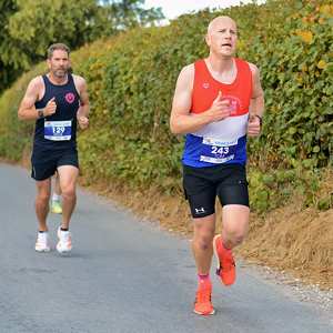 Download race photo <a href='Large/img_0249.jpg' class='lightbox-download'>here</a>