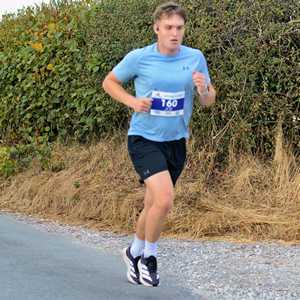 Download race photo <a href='Large/img_0328.jpg' class='lightbox-download'>here</a>