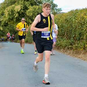 Download race photo <a href='Large/img_0374.jpg' class='lightbox-download'>here</a>