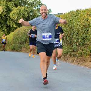Download race photo <a href='Large/img_0444.jpg' class='lightbox-download'>here</a>