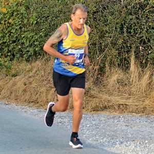 Download race photo <a href='Large/img_0451.jpg' class='lightbox-download'>here</a>