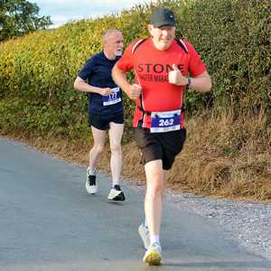 Download race photo <a href='Large/img_0572.jpg' class='lightbox-download'>here</a>