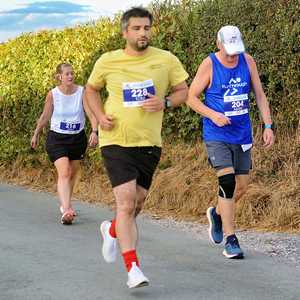 Download race photo <a href='Large/img_0659.jpg' class='lightbox-download'>here</a>