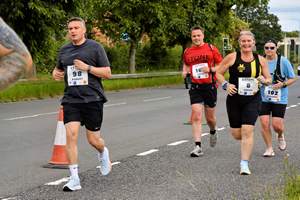 Download race photo <a href='Large/img_1081.jpg' class='lightbox-download'>here</a>
