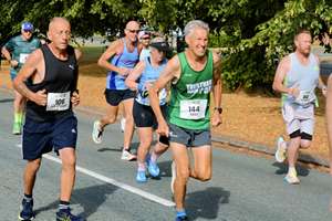 Download race photo <a href='Large/img_0117.jpg' class='lightbox-download'>here</a>