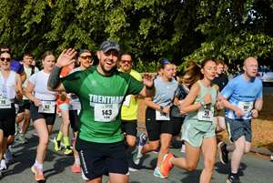 Download race photo <a href='Large/img_0204.jpg' class='lightbox-download'>here</a>