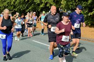 Download race photo <a href='Large/img_0232.jpg' class='lightbox-download'>here</a>