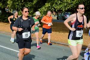 Download race photo <a href='Large/img_0242.jpg' class='lightbox-download'>here</a>