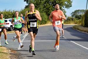 Download race photo <a href='Large/img_0326.jpg' class='lightbox-download'>here</a>