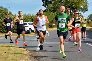 Download race photo <a href='Large/img_0356.jpg' class='lightbox-download'>here</a>