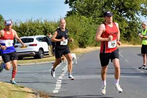 Download race photo <a href='Large/img_0373.jpg' class='lightbox-download'>here</a>