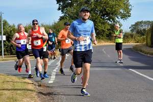 Download race photo <a href='Large/img_0404.jpg' class='lightbox-download'>here</a>