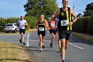 Download race photo <a href='Large/img_0479.jpg' class='lightbox-download'>here</a>