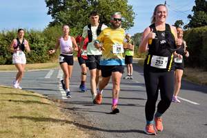 Download race photo <a href='Large/img_0698.jpg' class='lightbox-download'>here</a>
