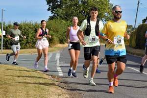 Download race photo <a href='Large/img_0699.jpg' class='lightbox-download'>here</a>