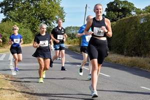 Download race photo <a href='Large/img_0725.jpg' class='lightbox-download'>here</a>