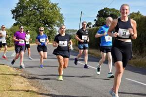 Download race photo <a href='Large/img_0727.jpg' class='lightbox-download'>here</a>