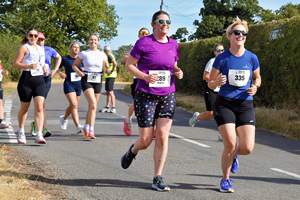 Download race photo <a href='Large/img_0734.jpg' class='lightbox-download'>here</a>