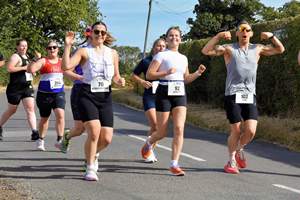 Download race photo <a href='Large/img_0738.jpg' class='lightbox-download'>here</a>