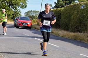 Download race photo <a href='Large/img_0835.jpg' class='lightbox-download'>here</a>
