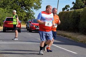 Download race photo <a href='Large/img_0843.jpg' class='lightbox-download'>here</a>