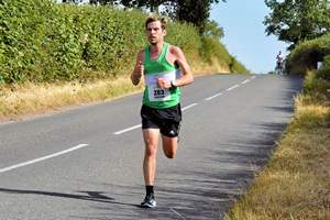 Download race photo <a href='Large/img_0870.jpg' class='lightbox-download'>here</a>