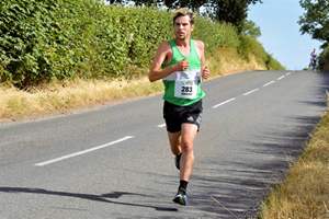 Download race photo <a href='Large/img_0871.jpg' class='lightbox-download'>here</a>