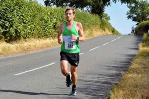 Download race photo <a href='Large/img_0872.jpg' class='lightbox-download'>here</a>