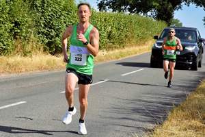 Download race photo <a href='Large/img_0907.jpg' class='lightbox-download'>here</a>