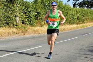 Download race photo <a href='Large/img_0933.jpg' class='lightbox-download'>here</a>