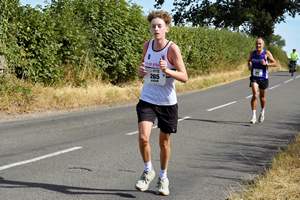 Download race photo <a href='Large/img_1010.jpg' class='lightbox-download'>here</a>