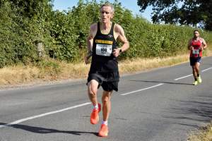Download race photo <a href='Large/img_1022.jpg' class='lightbox-download'>here</a>