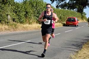 Download race photo <a href='Large/img_1131.jpg' class='lightbox-download'>here</a>
