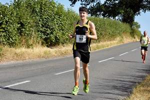 Download race photo <a href='Large/img_1136.jpg' class='lightbox-download'>here</a>