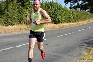 Download race photo <a href='Large/img_1142.jpg' class='lightbox-download'>here</a>