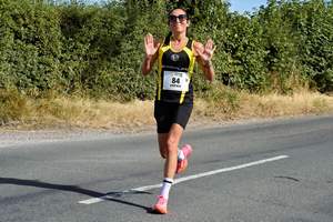 Download race photo <a href='Large/img_1187.jpg' class='lightbox-download'>here</a>