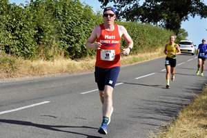 Download race photo <a href='Large/img_1239.jpg' class='lightbox-download'>here</a>
