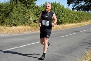 Download race photo <a href='Large/img_1290.jpg' class='lightbox-download'>here</a>