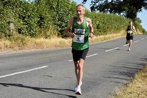 Download race photo <a href='Large/img_1294.jpg' class='lightbox-download'>here</a>