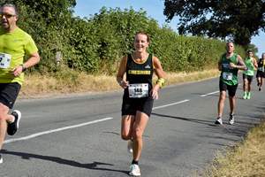 Download race photo <a href='Large/img_1303.jpg' class='lightbox-download'>here</a>